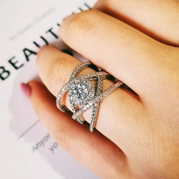 Rosy Rings Rachel Parcell New Ring New The Scattered Crystals Ring